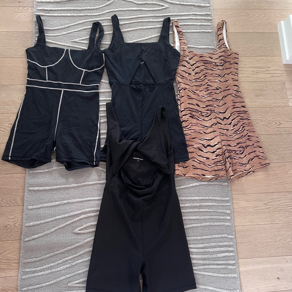 WeWoreWhat Black & Tan Tiger-Print Jumpsuit Lot